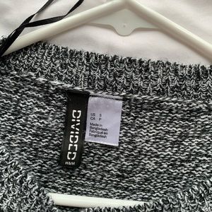 Grey sweater crop top